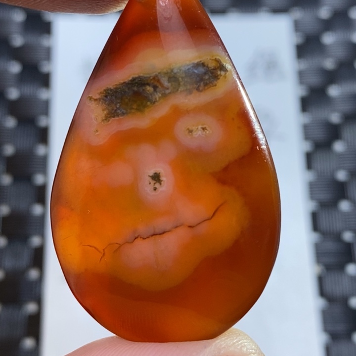 玛瑙/玉髓颈饰合金