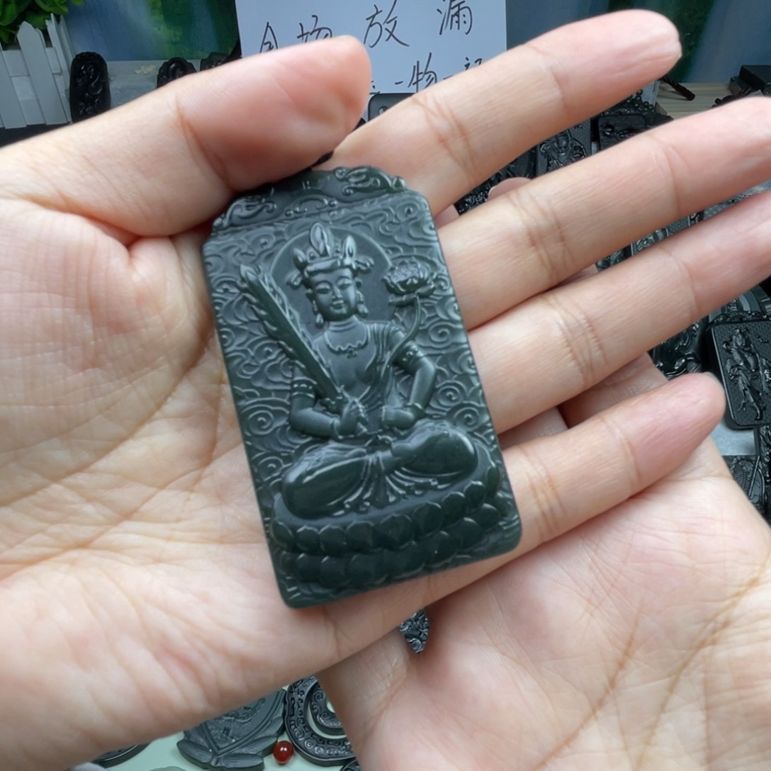 颈饰未镶嵌和田玉单**妈