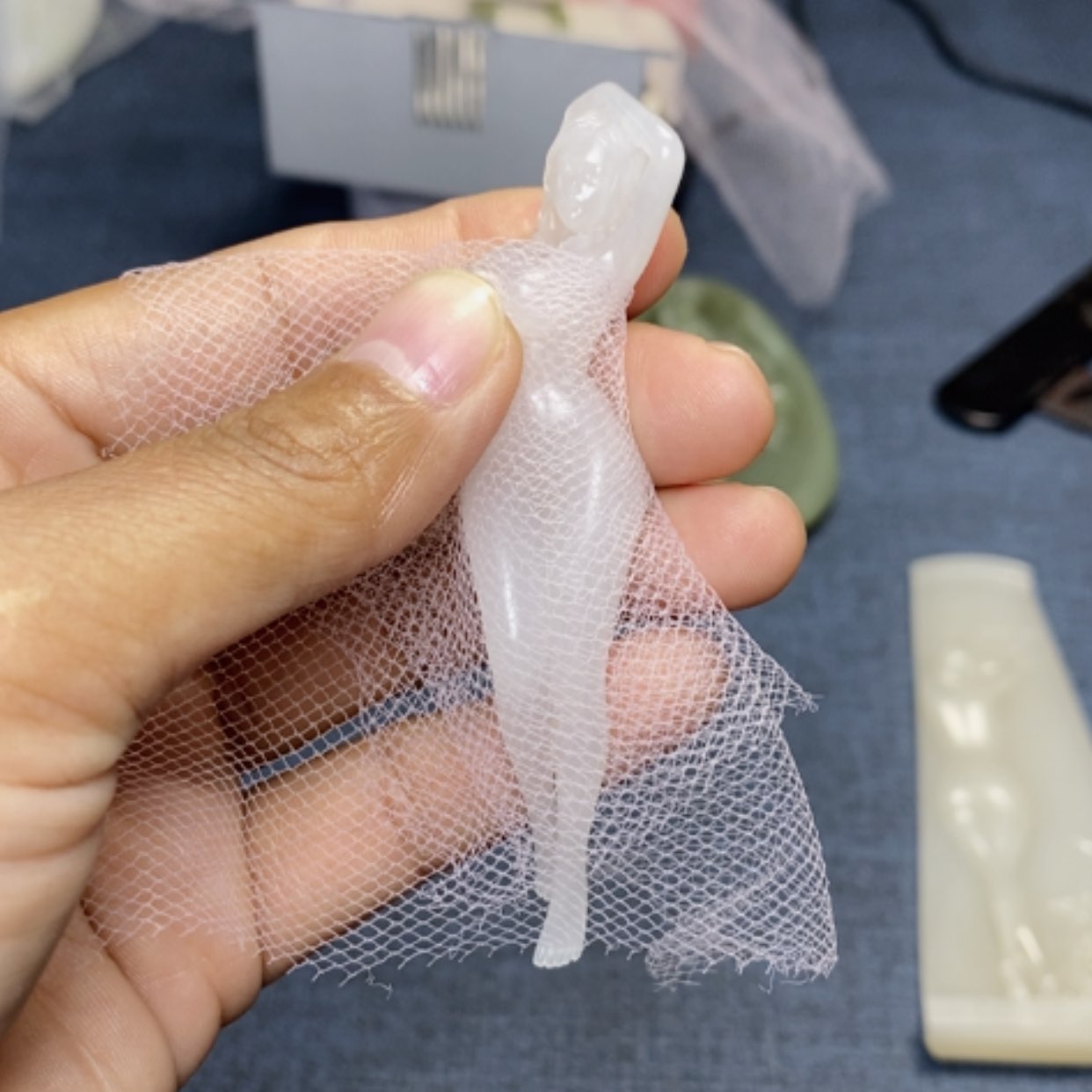 【闪购商品】未镶嵌和田玉把件天**华