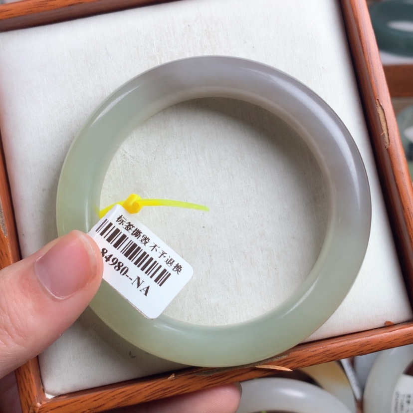 【闪购商品】和田玉手镯未镶嵌