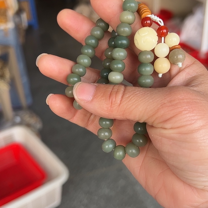 白玉菩提吊坠7×90