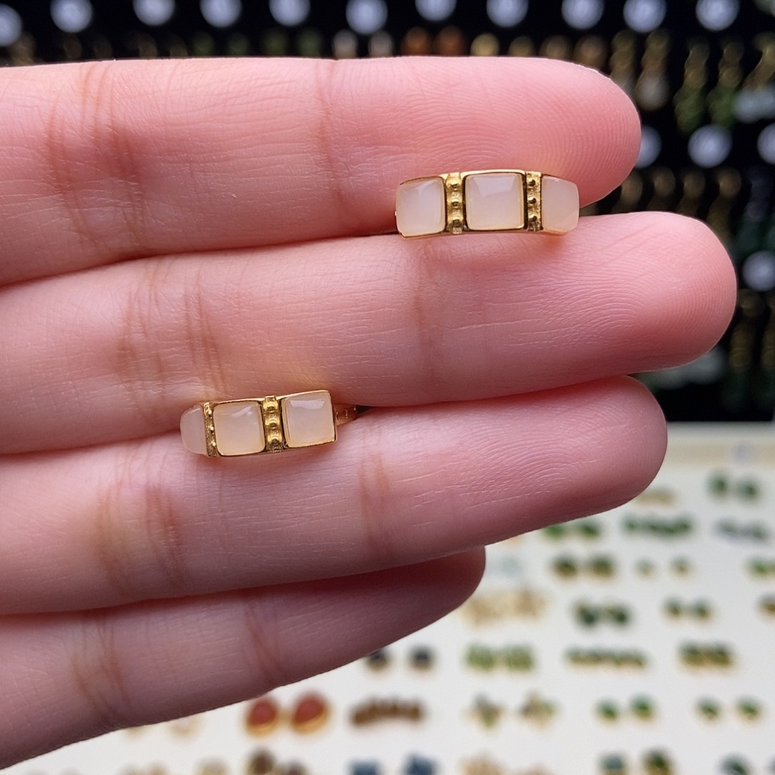 和田玉银S925镀金镶嵌耳饰