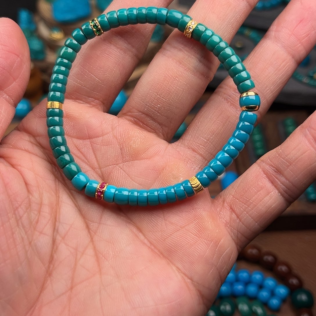 绿松石未镶嵌手串