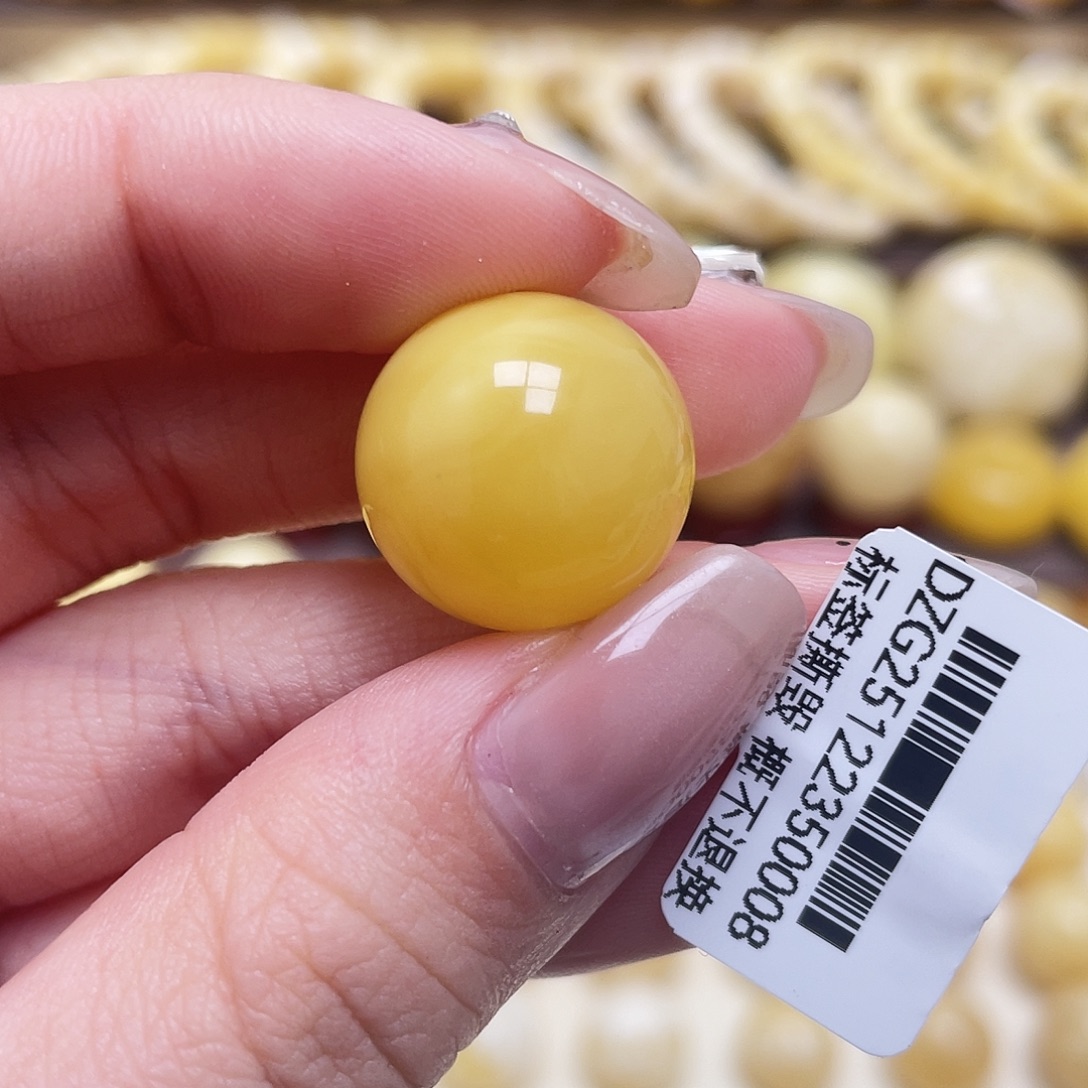 琥珀未镶嵌裸石17.5mm圆珠