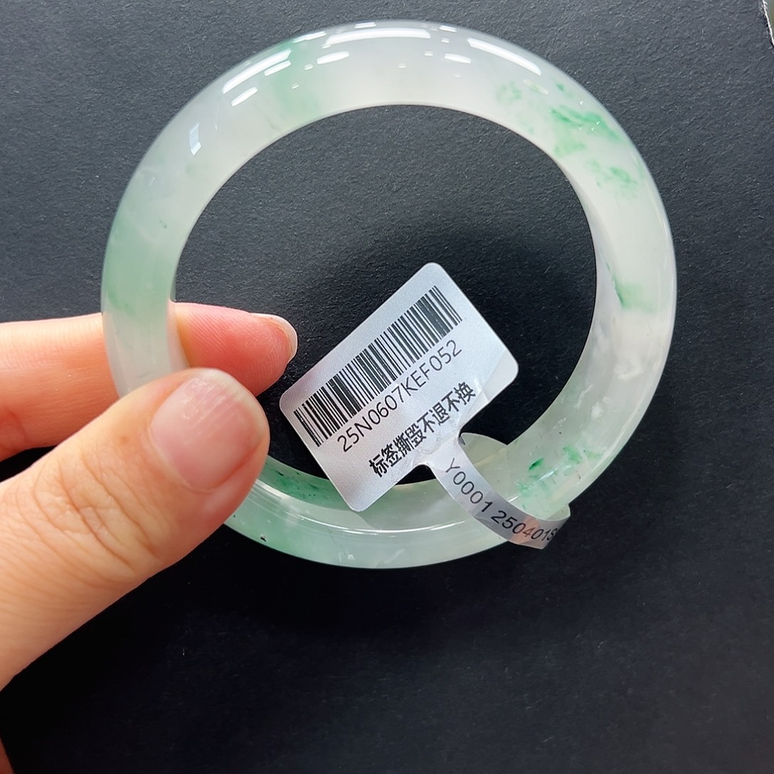 石英质玉未镶嵌手镯唐唐55