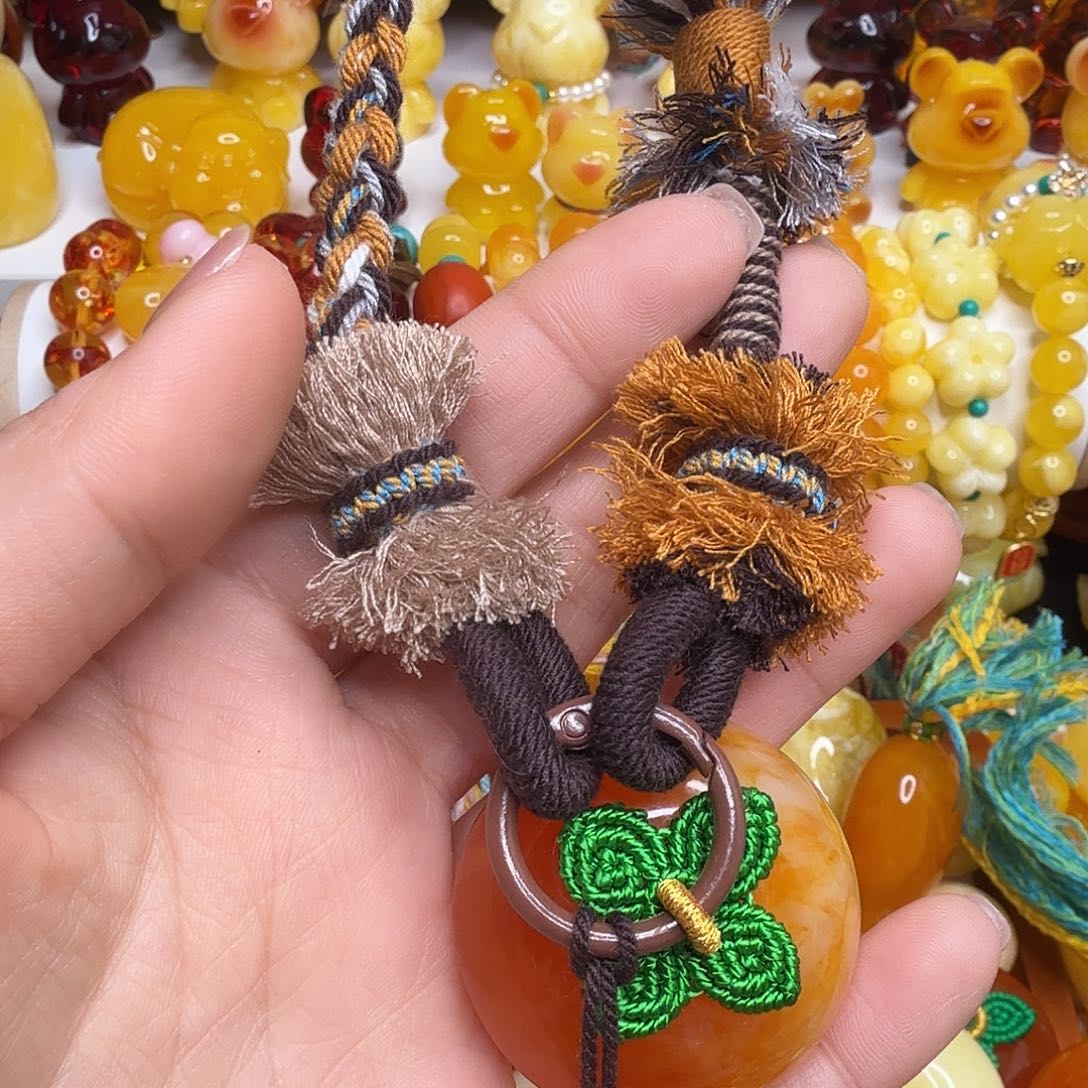 西***姐非金属手持编绳柿子