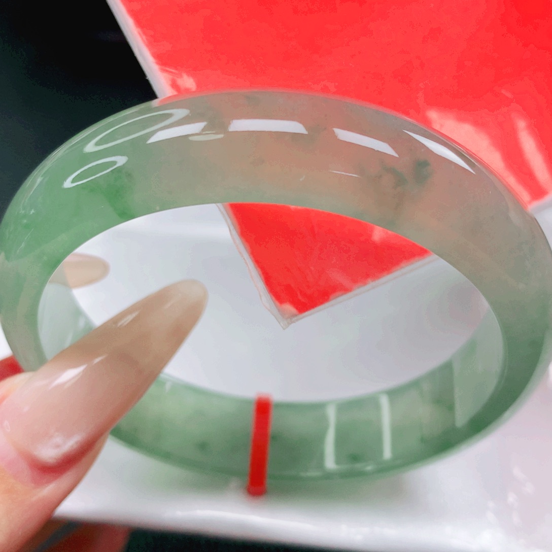 翡翠未镶嵌手镯55