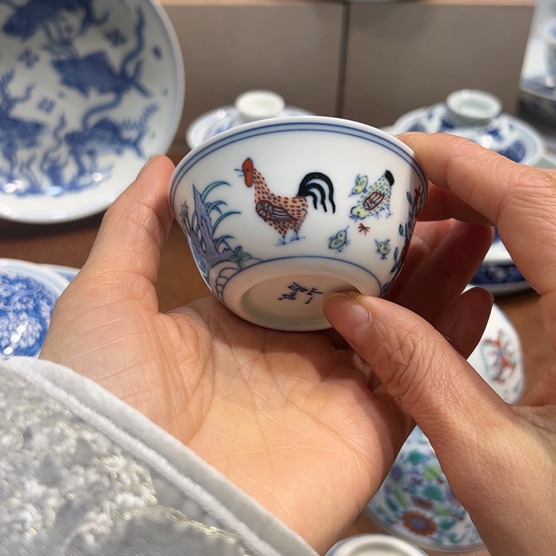 杯子鸡缸杯斗彩60毫升