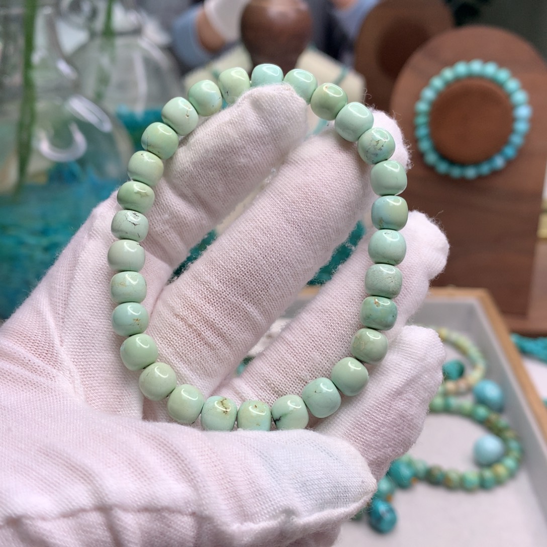 绿松石未镶嵌饰品