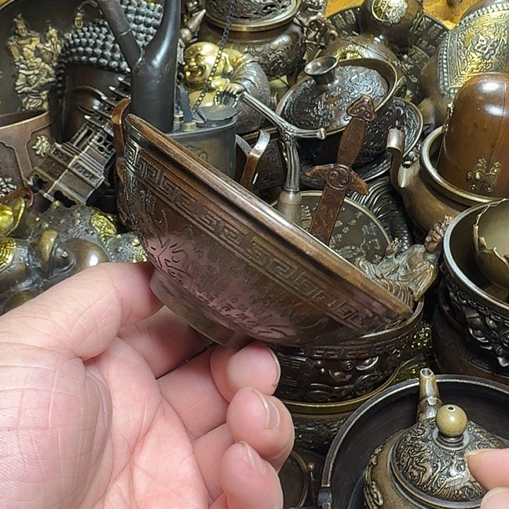 铜器摆件收收藏藏