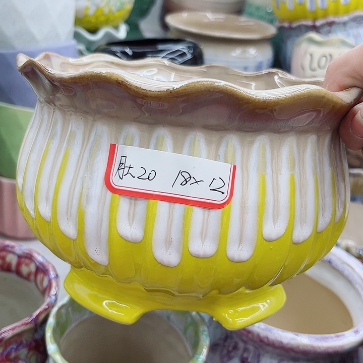 多肉绿植陶瓷花盆9.9包邮，有孔