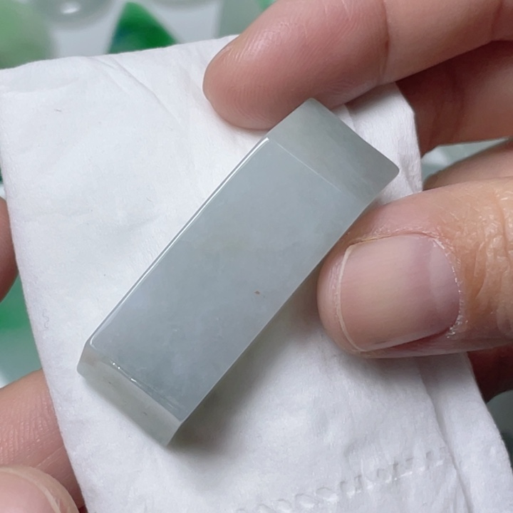 定制翡翠未镶嵌随行