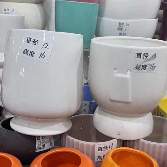 多肉绿植陶瓷花盆9.9包邮，有孔