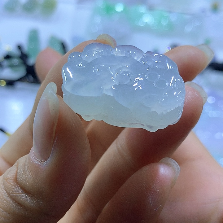 翡翠颈饰未镶嵌天然翡翠A货吊坠