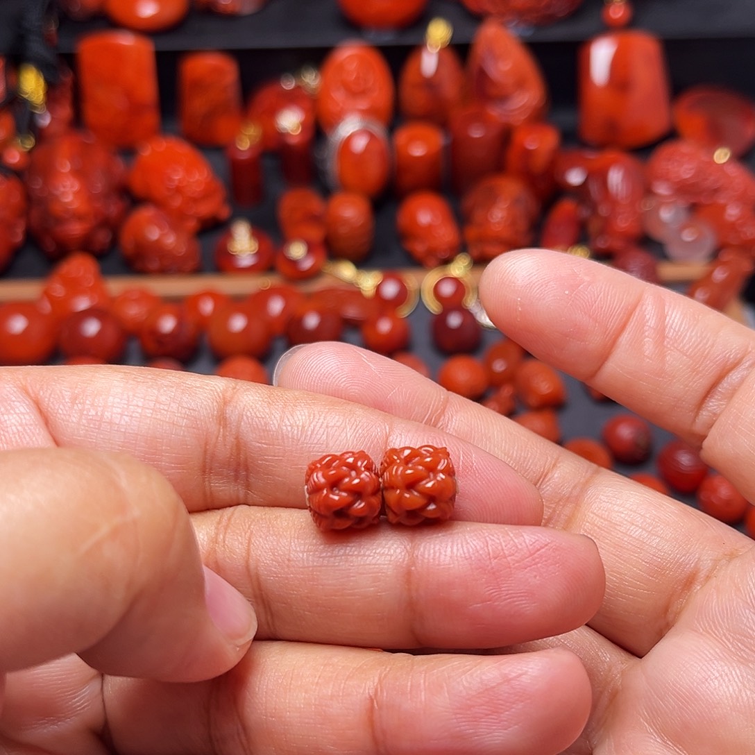 南红玛瑙未镶嵌配饰吞金兽对珠9.3mm