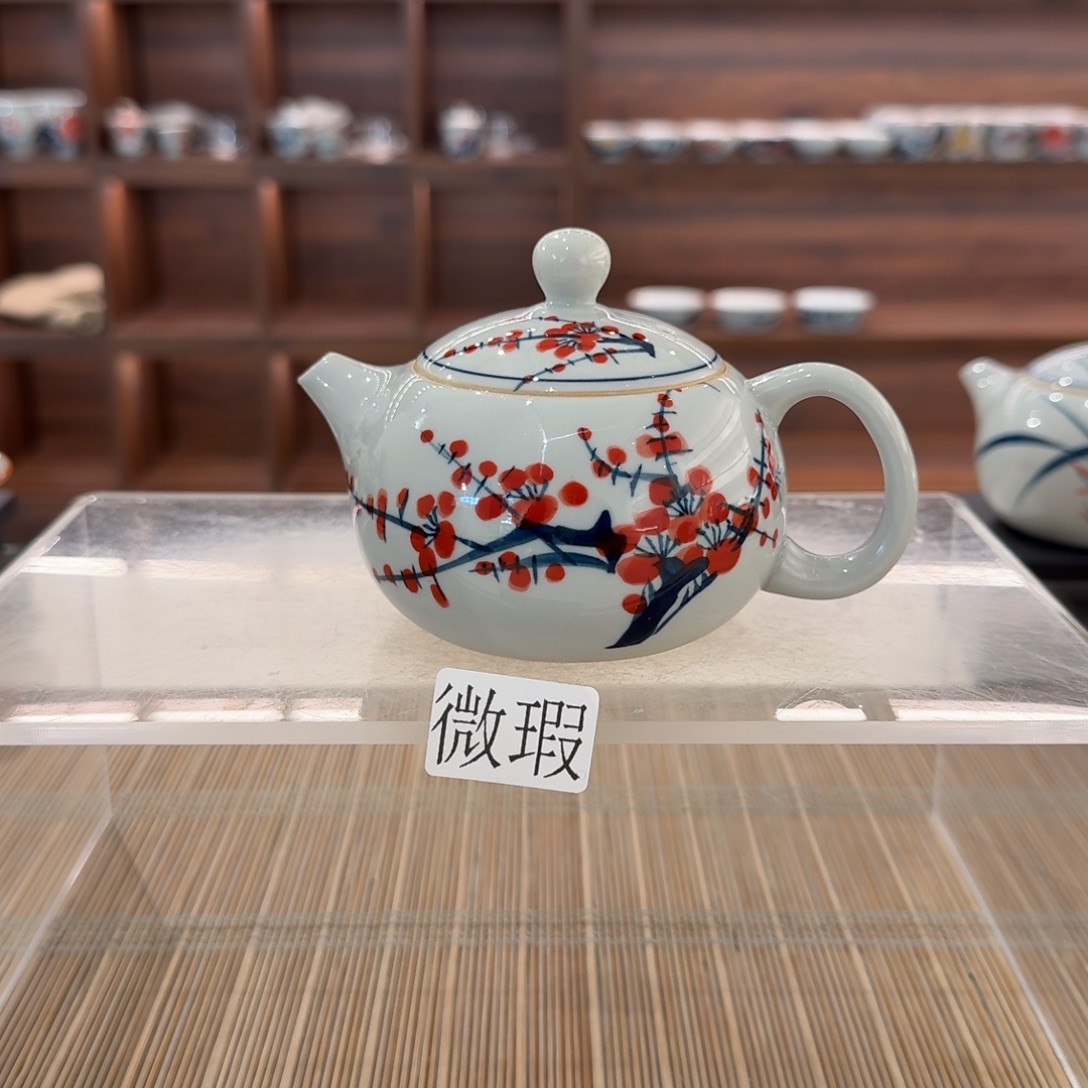 釉下手绘茶具微瑕