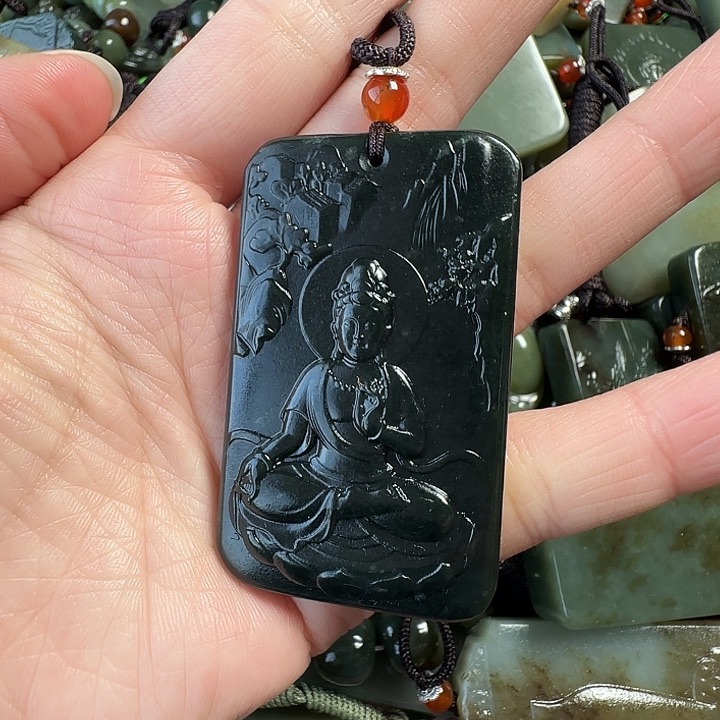 和田玉未镶嵌颈饰