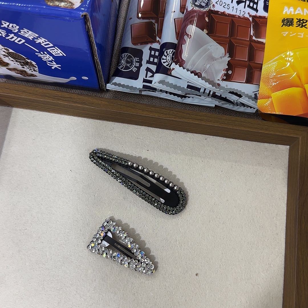 皮质铁合金夹子87