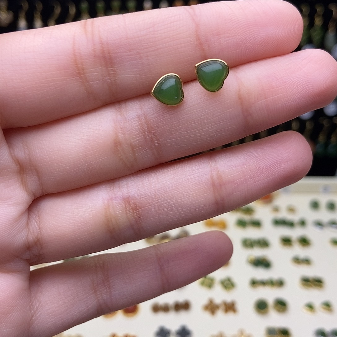 和田玉银S925镶嵌耳饰