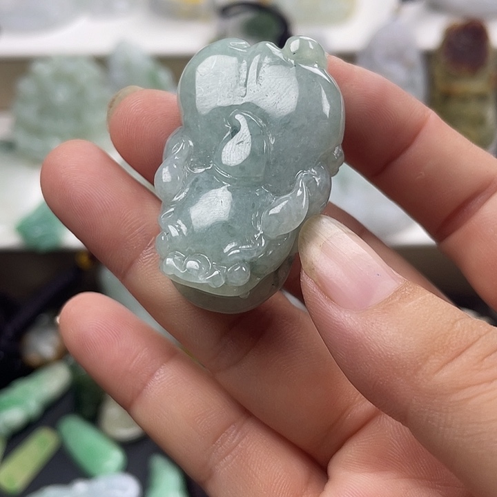 翡翠未镶嵌吊坠(不含链)1111