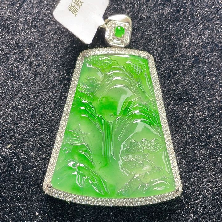 翡翠颈饰未镶嵌33，