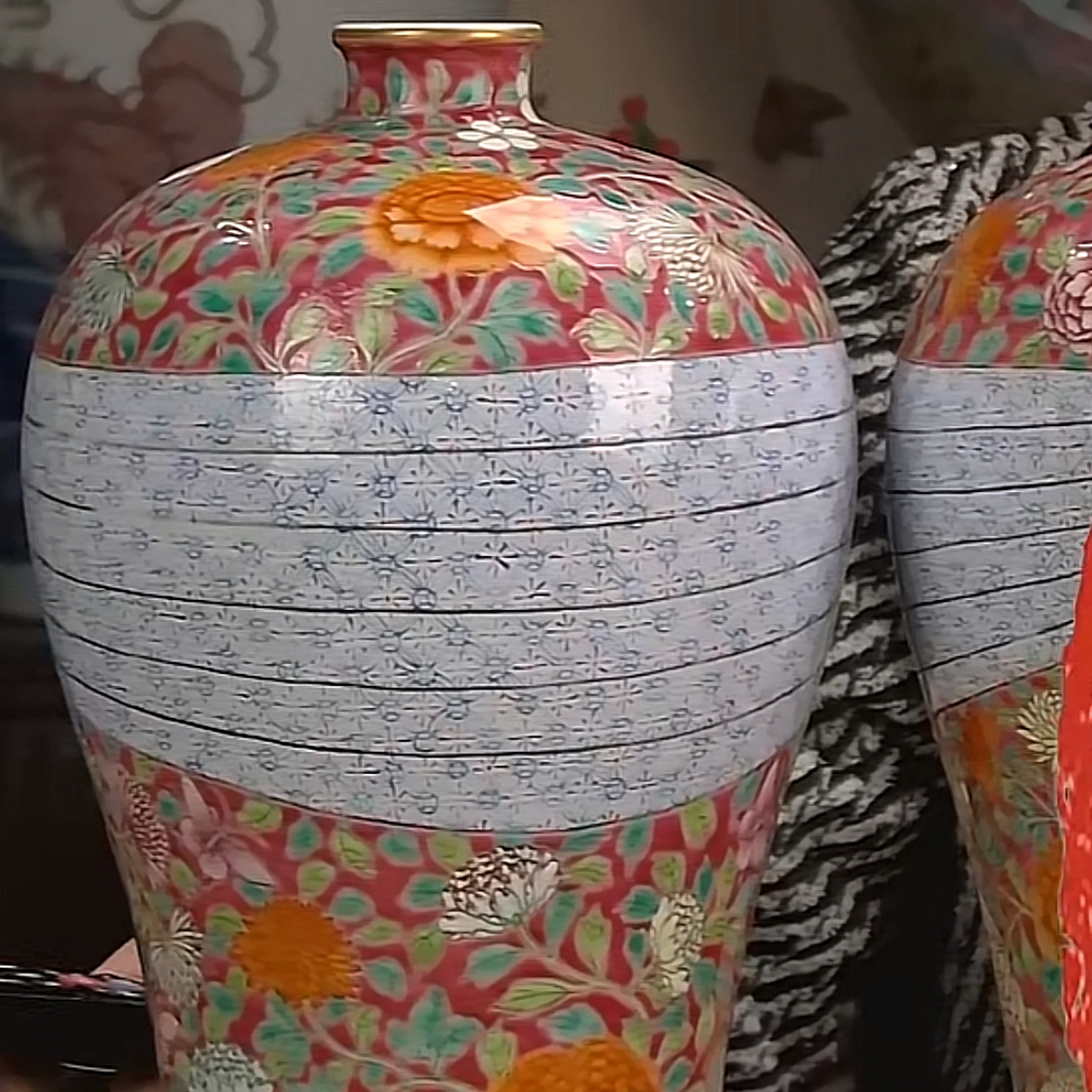 收藏/古玩清包袱胭脂红梅瓶一对