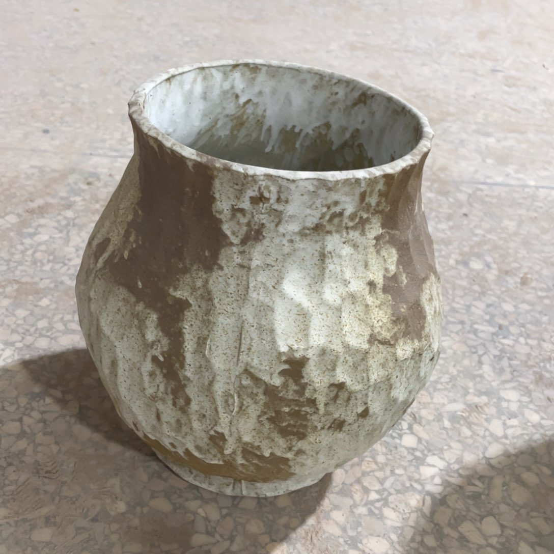 陶瓷高度26厘米口径15厘米