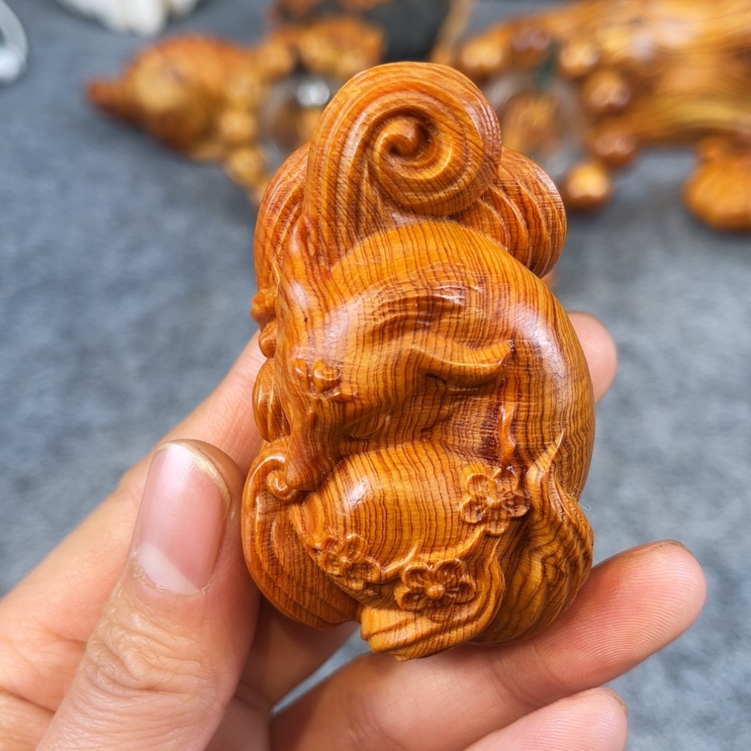 柏木（崖柏）精品把件