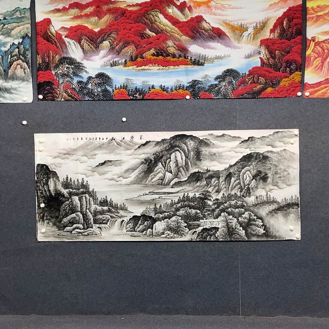 国画小八尺水墨山水一副