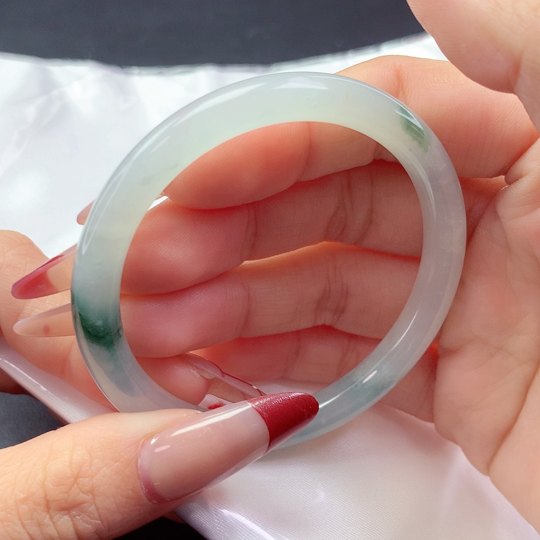 【闪购商品】翡翠手镯未镶嵌a 121502