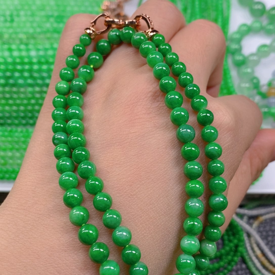 翡翠颈饰未镶嵌满色浓阳绿塔链5.2，6m' m