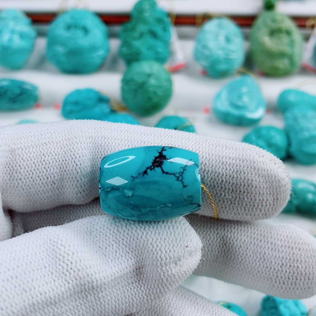 绿松石未镶嵌车挂