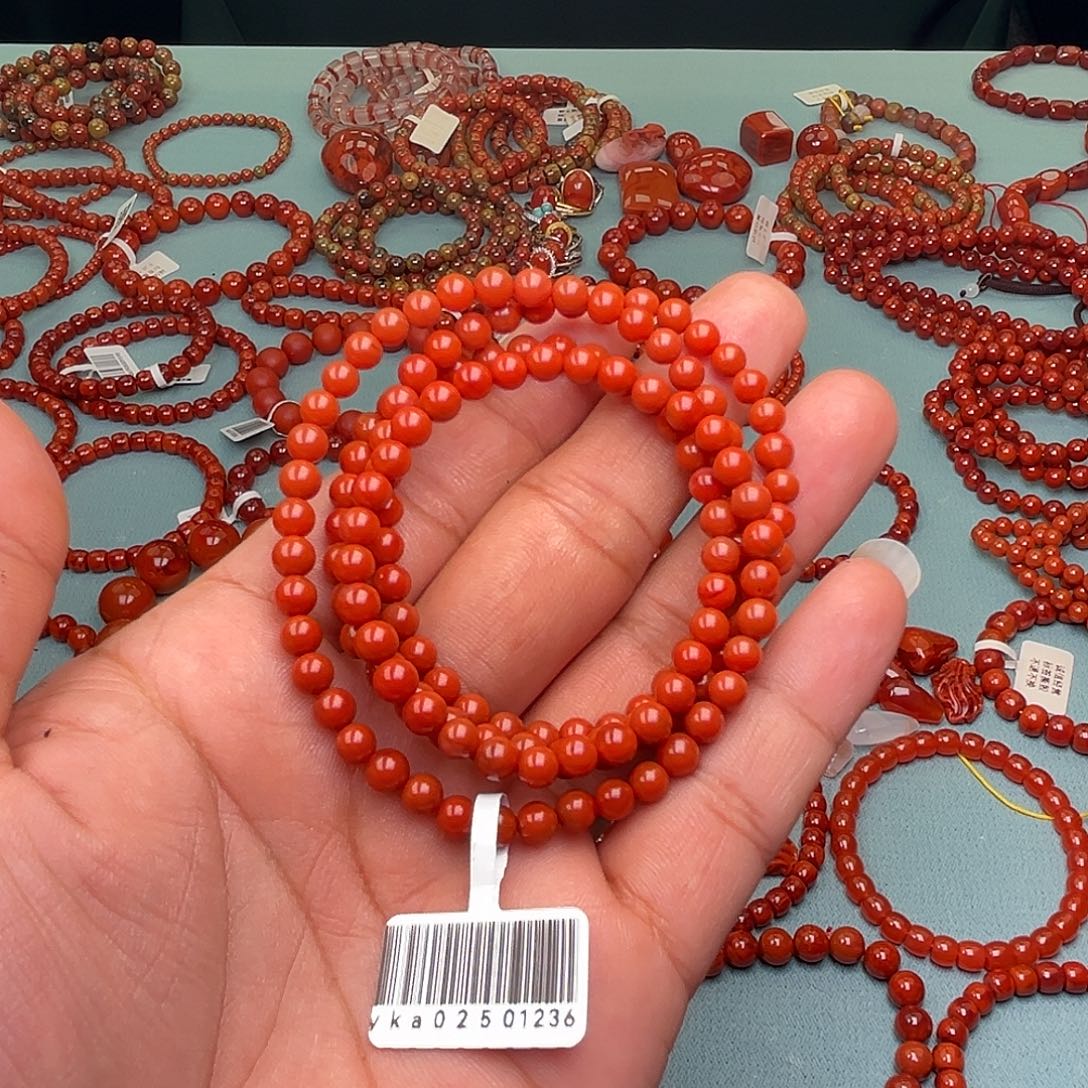 等***。南红玛瑙未镶嵌手链柿子红卡5