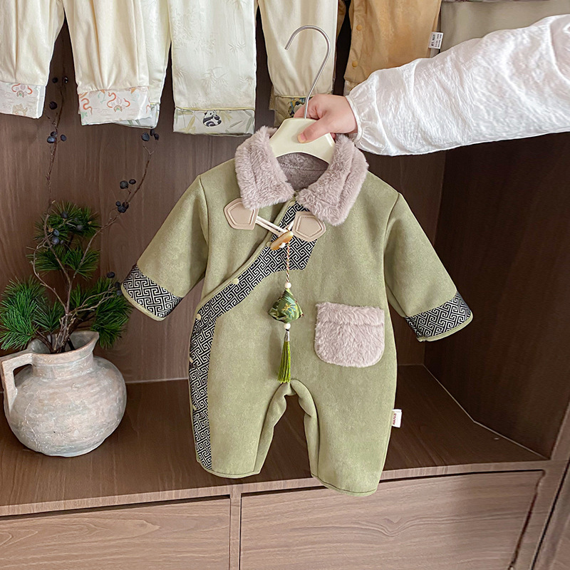 韩版婴儿冬装衣服男宝宝麂皮绒连体衣冬季加厚保暖外出哈衣爬爬服