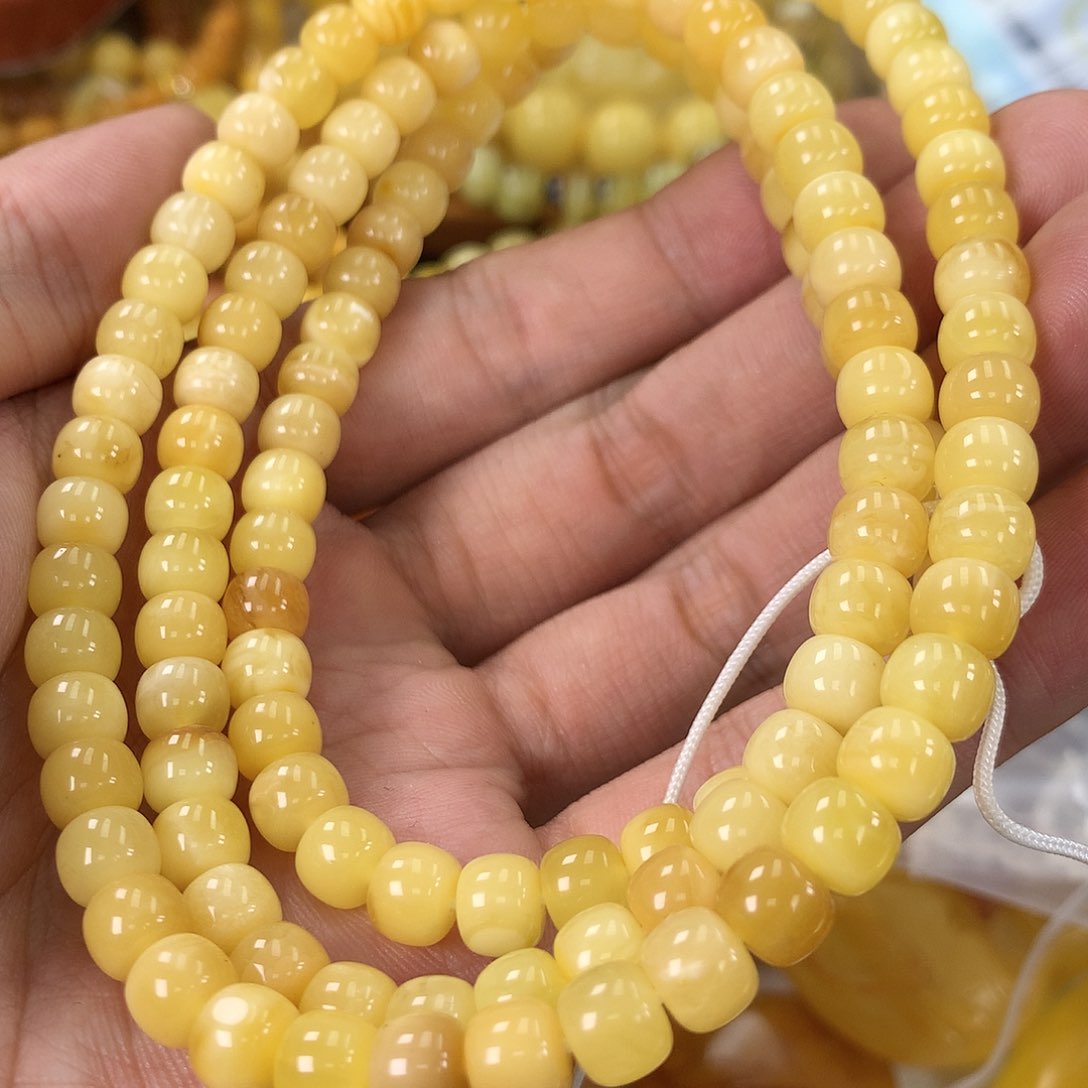 蜜蜡珠宝奇石未镶嵌