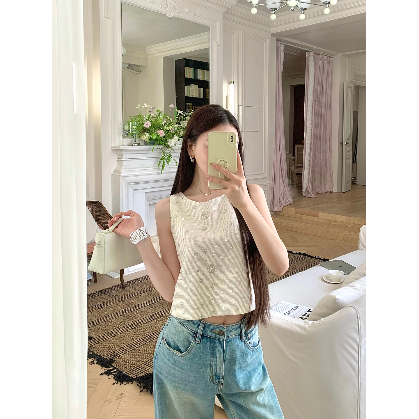 冯薪颖 “罗曼蒂克浮梦”重工钉珠无袖短款背心时尚上衣女 XS25126