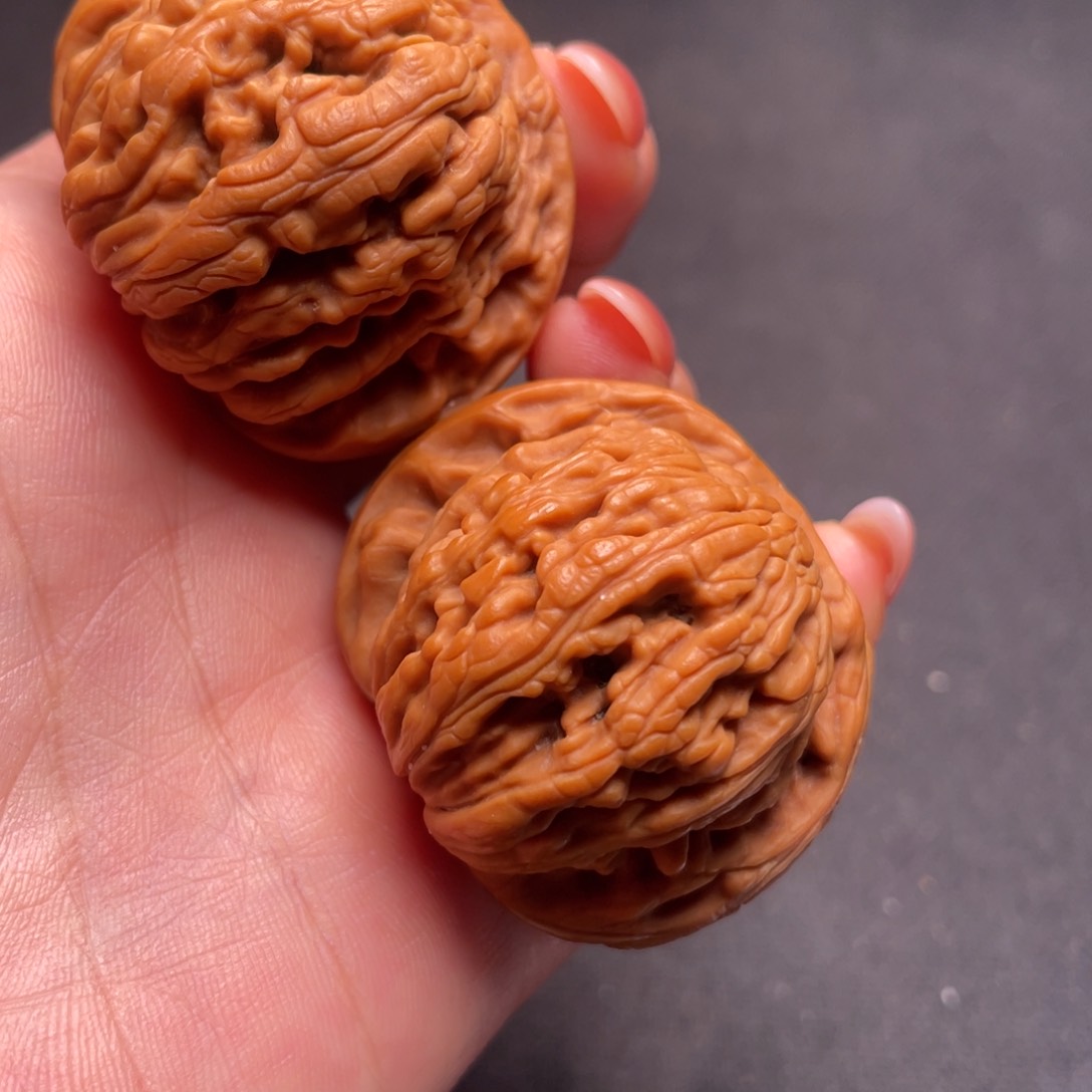 文玩核桃吊坠秦岭野生核桃