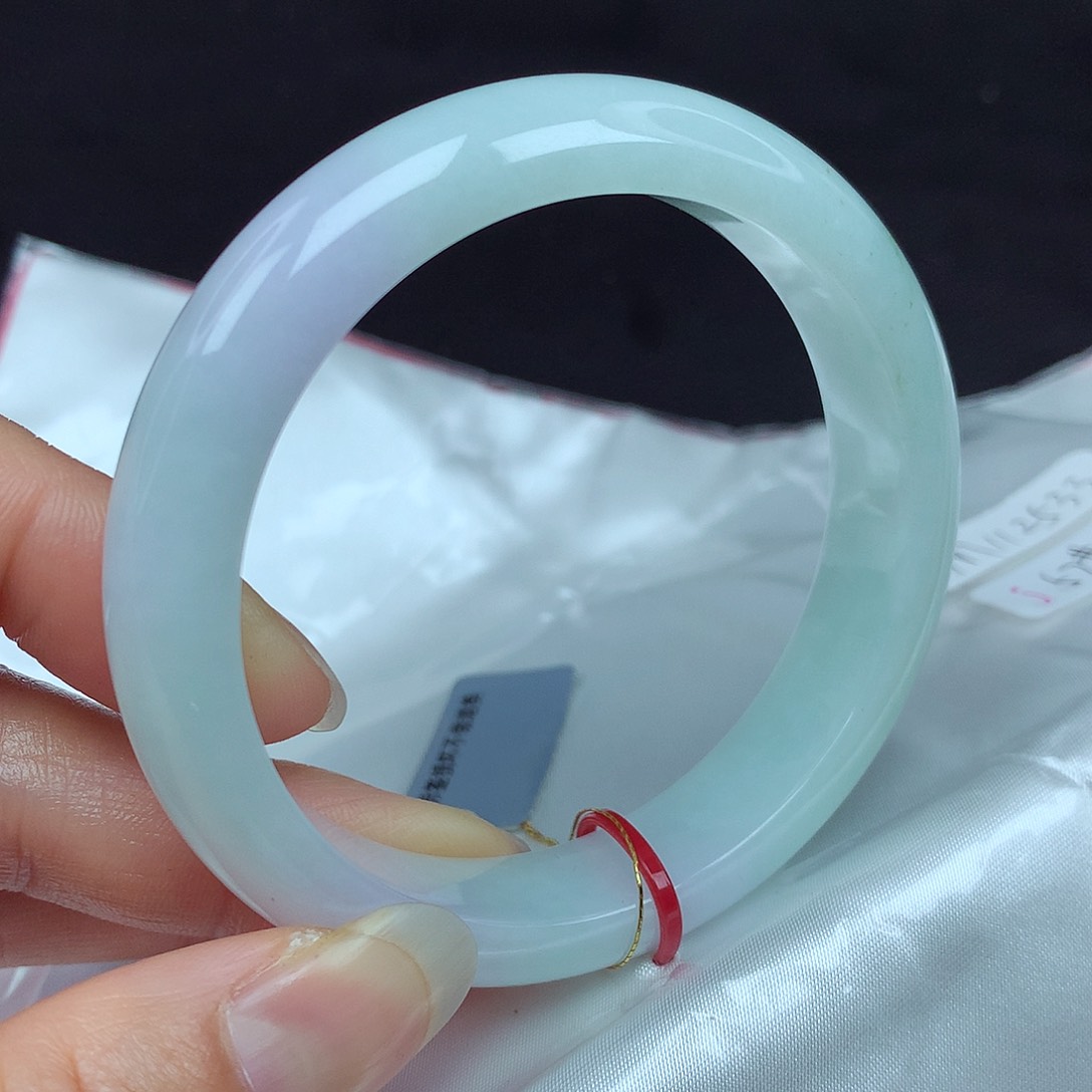 翡翠手镯未镶嵌57圈533