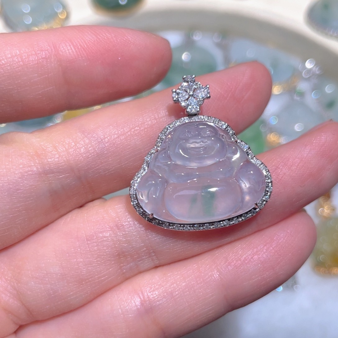 翡翠颈饰18K金镶嵌翡翠