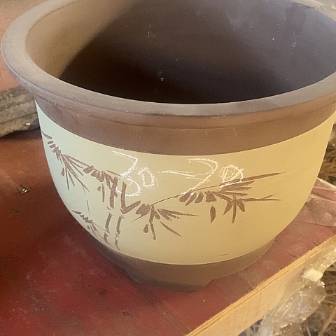 紫砂中国宜兴紫砂花盆，