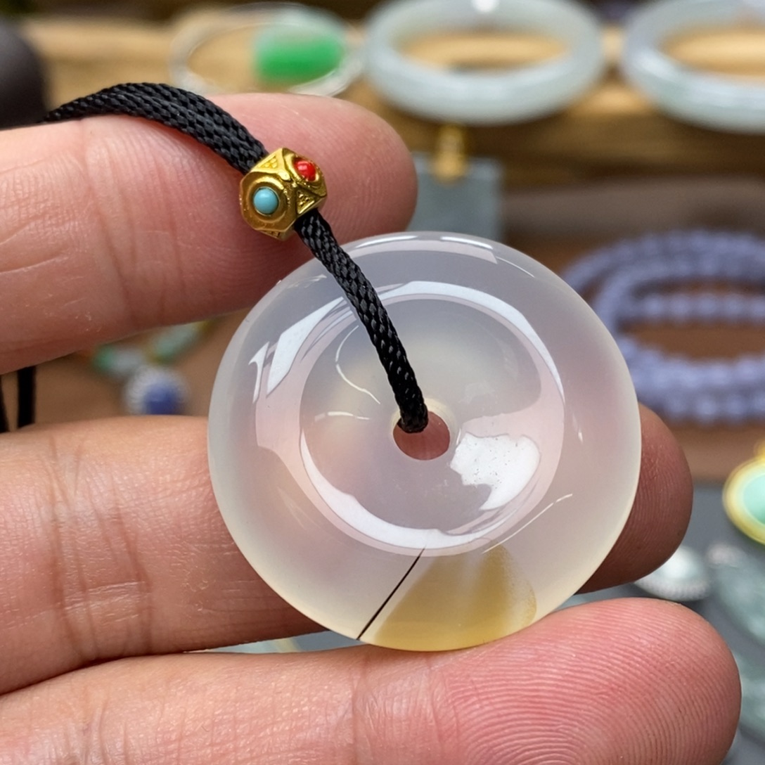 玛瑙/玉髓颈饰合金挂件