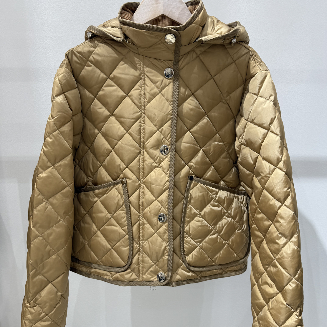 【妮妮推荐】 【格纹暖洋】 短款 90白鸭绒羽绒服外套！