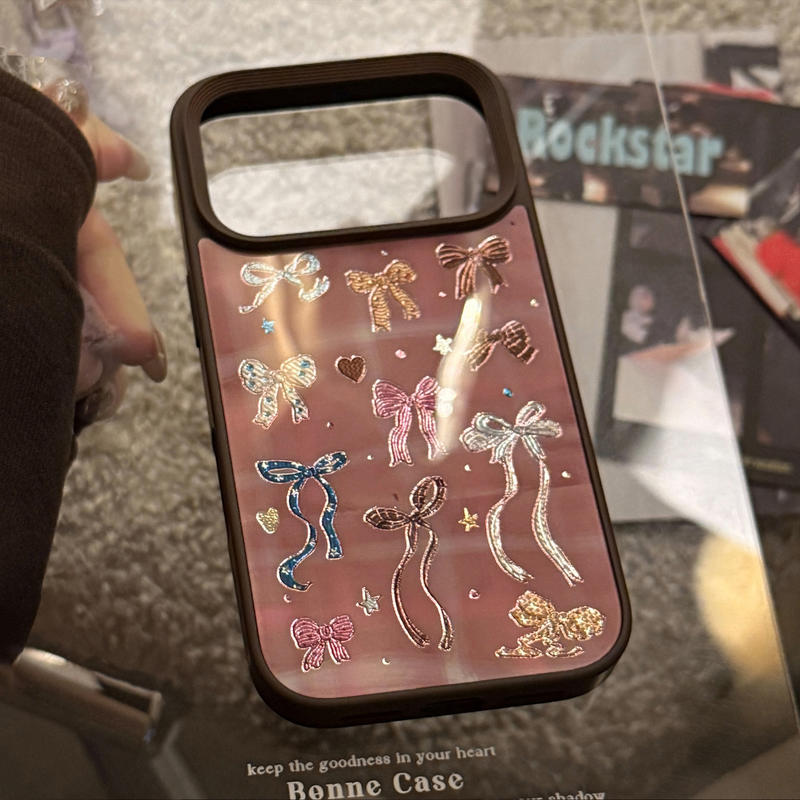 美拉德蝴蝶结苹果17promax手机壳适用iPhone16鎏金复古15硬13防摔