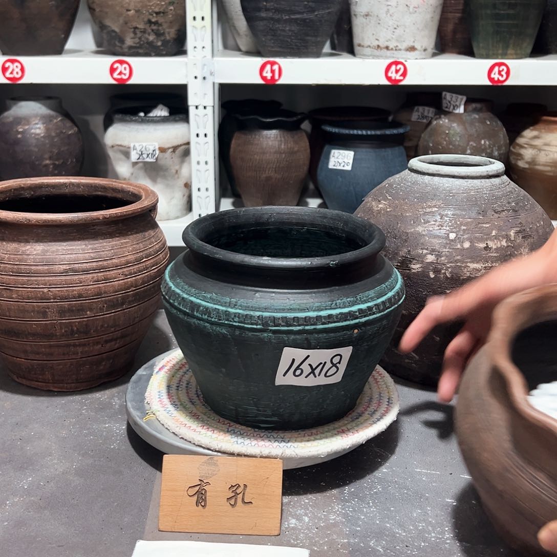 红陶小三梅绿色带孔发货