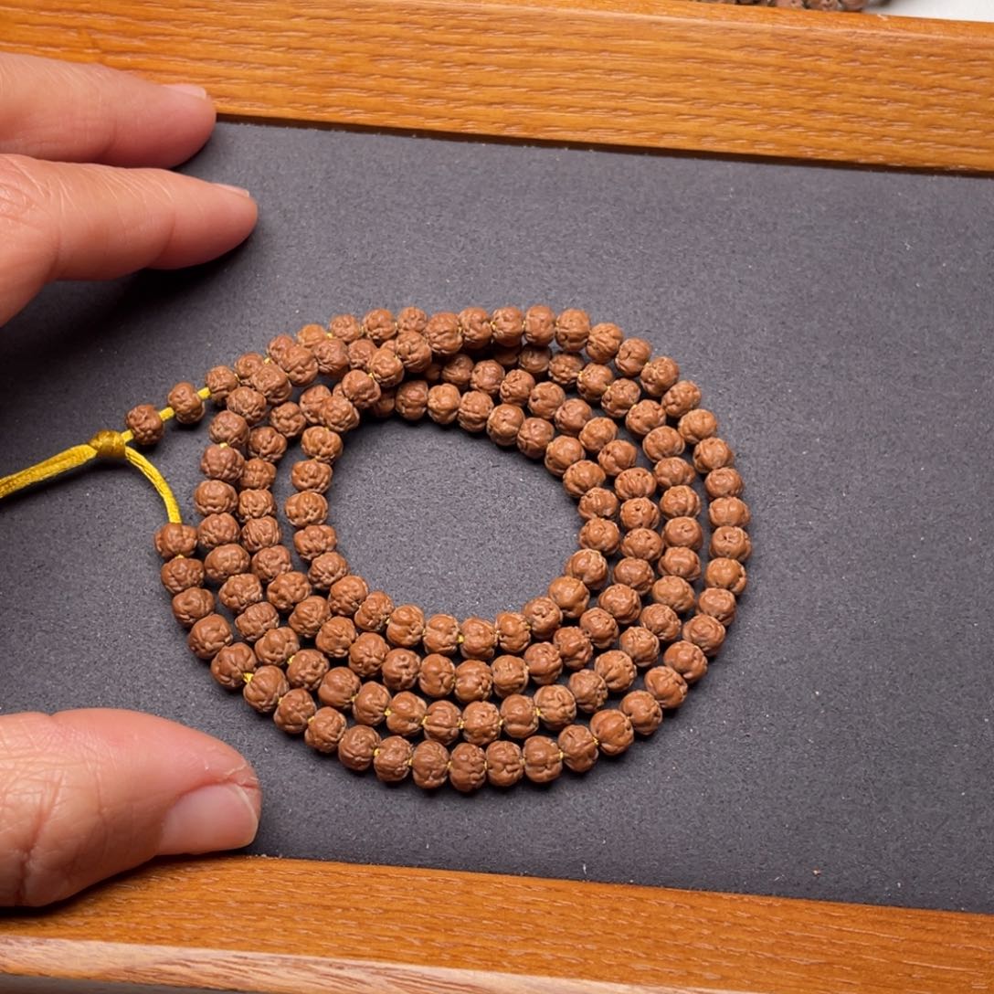 金刚菩提吊坠至*宝订制