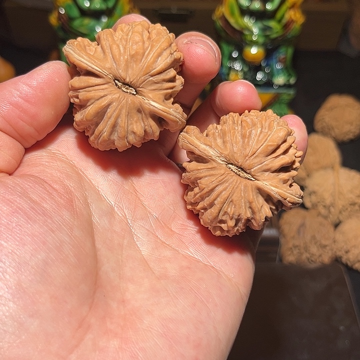 文玩核桃吊坠3.全矮楼44