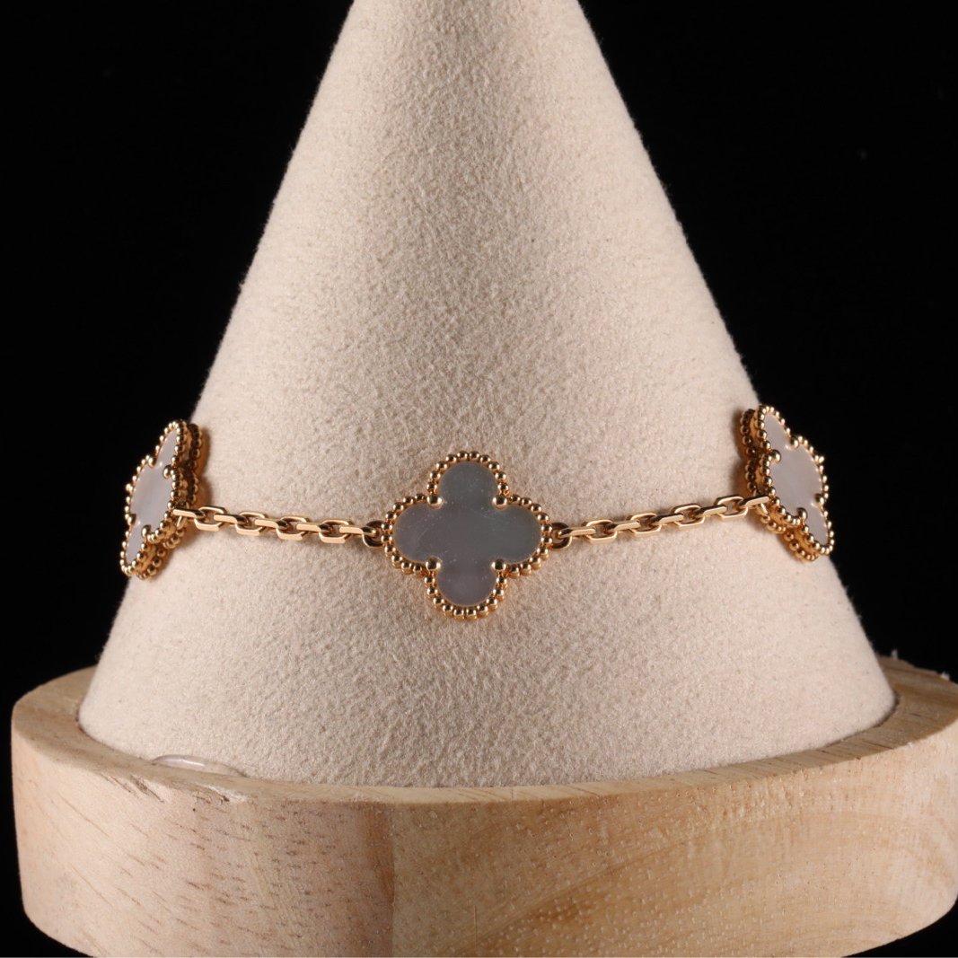 99新 梵克雅宝 【黑黑】中号五花手链 新扣 S-M码 黄金