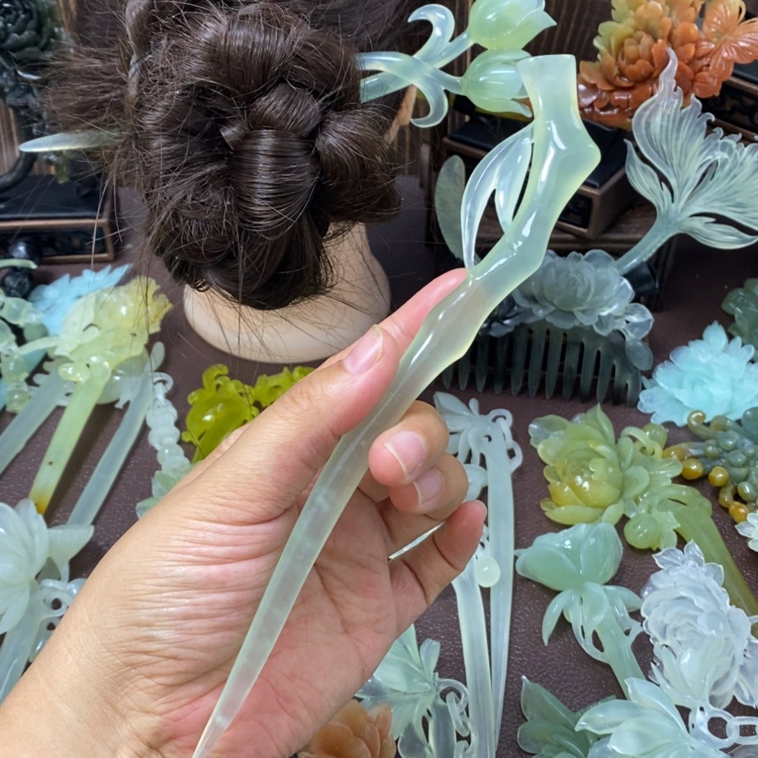 蛇纹石玉未镶嵌发饰