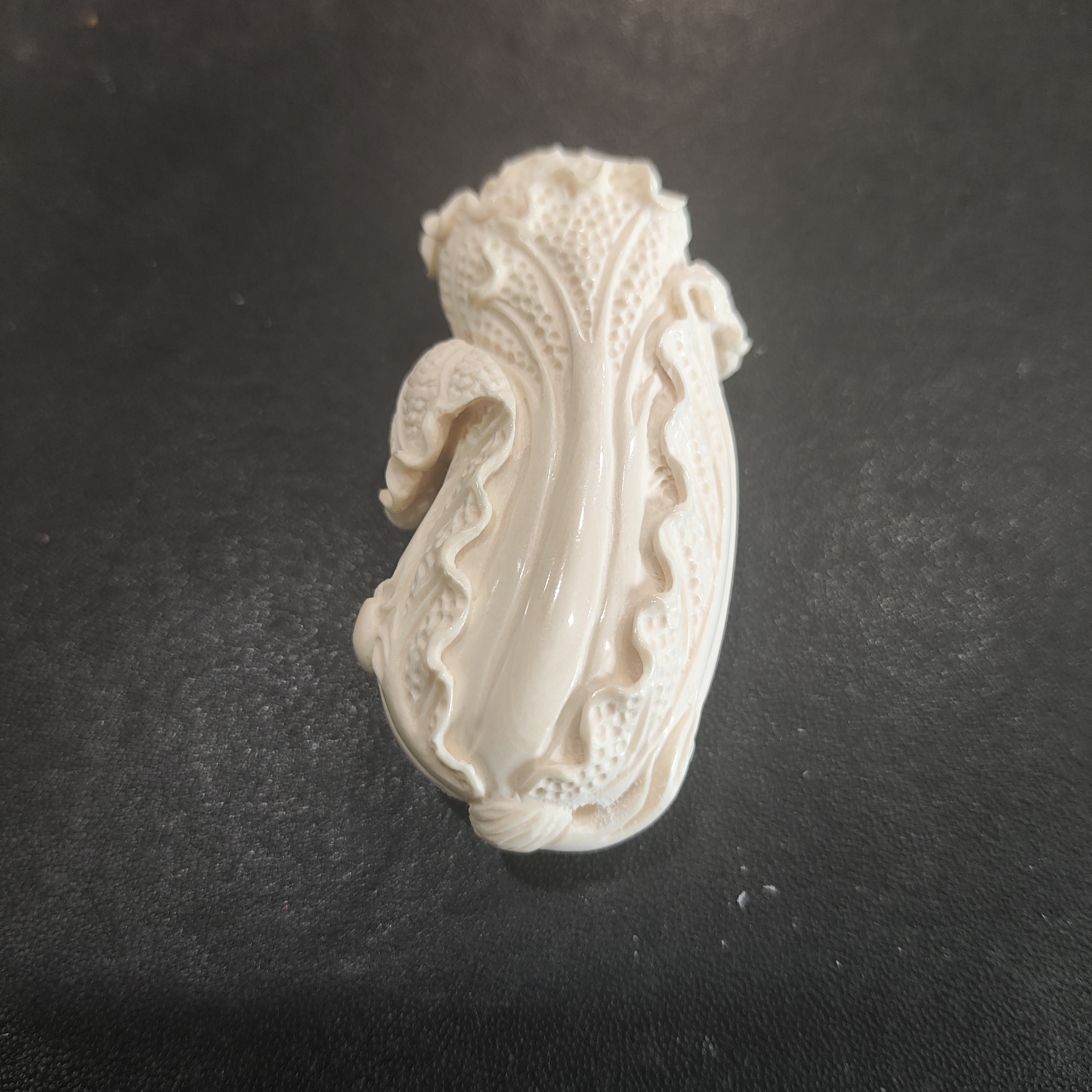 猛犸约28.1克雕刻件ZL1169