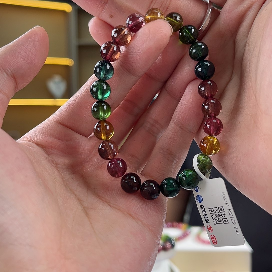 碧玺碧玺8mm         未镶嵌朴**珍